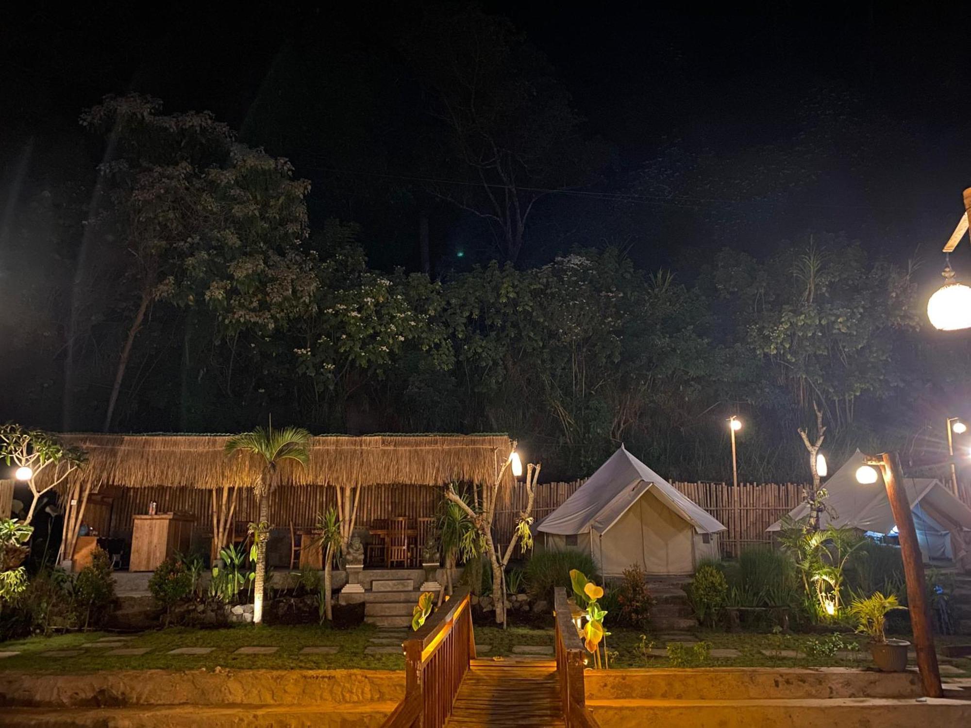 Emayan Glamping Kubupenlokan Luaran gambar